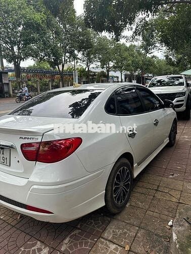 chính chủ cần bán xe avante ,