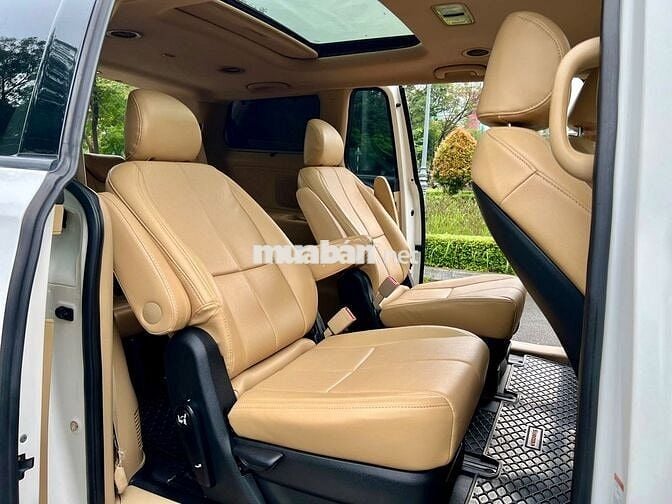 Kia Sedona 2018 foml mới 2019 bản funl dầu