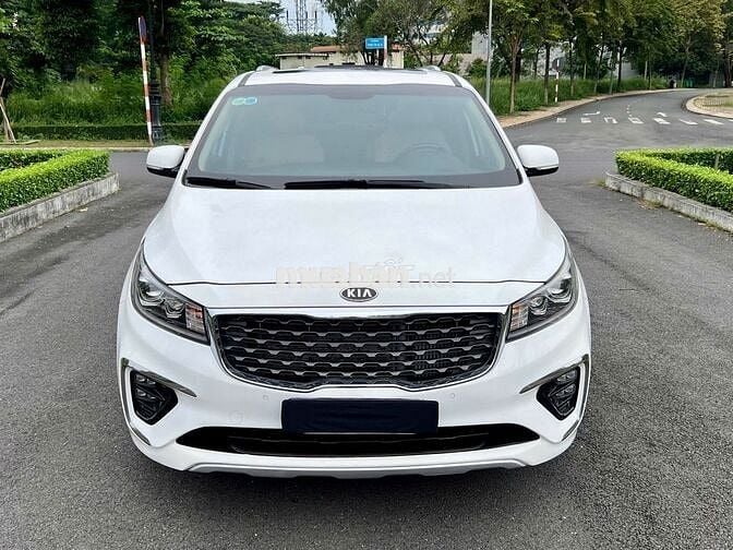 Kia Sedona 2018 foml mới 2019 bản funl dầu