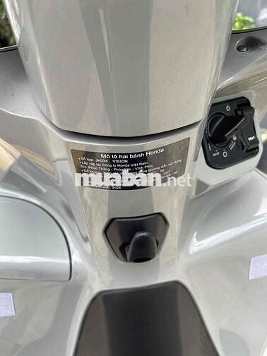 ❤️ Vision đời 2025 bánh lớn odo 1000km bstp 9c