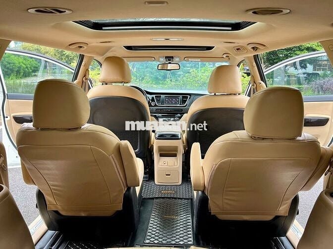 Kia Sedona 2018 foml mới 2019 bản funl dầu