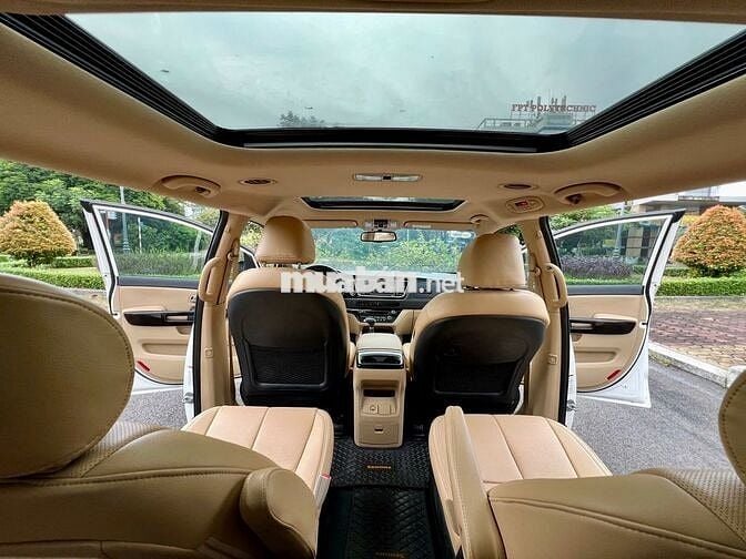 Kia Sedona 2018 foml mới 2019 bản funl dầu