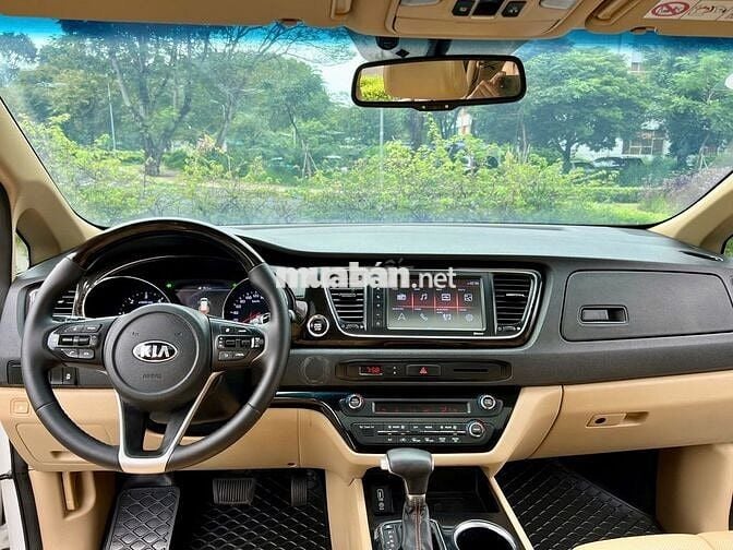 Kia Sedona 2018 foml mới 2019 bản funl dầu