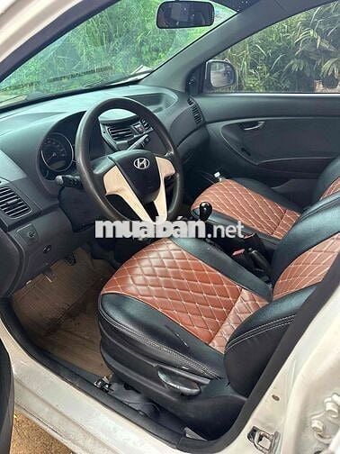 cần bán xe hyundai eon máy số chạy ngon