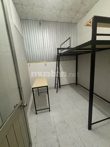 PHÒNG TRỌ GIÁ BÌNH DÂN CUỐI ĐƯỜNG CAO LỖ