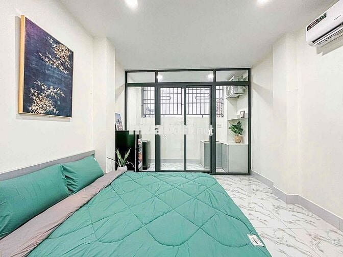 CĂN HỘ TÁCH BẾP RỘNG 40m2 NGUYỄN GIA TRÍ KHU HÀNG XANH GẦN Q1 Q3