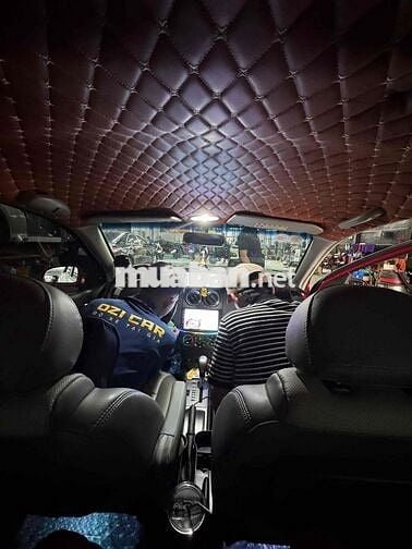 cần bàn gấp xe mua về chỉ việc đi .