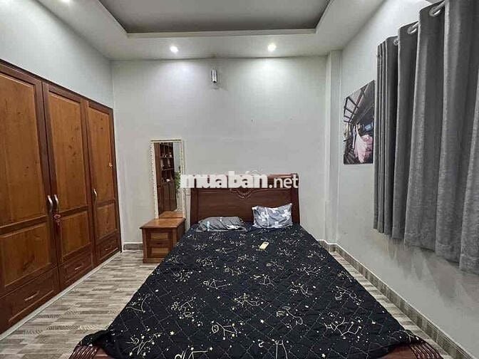 VỊ TRÍ ĐẸP, MT ĐƯỜNG BÙI VĂN BA VÀ PHÍA SAU NHÀ LÀ HXH TRÁNH. Ở VÀ KIN