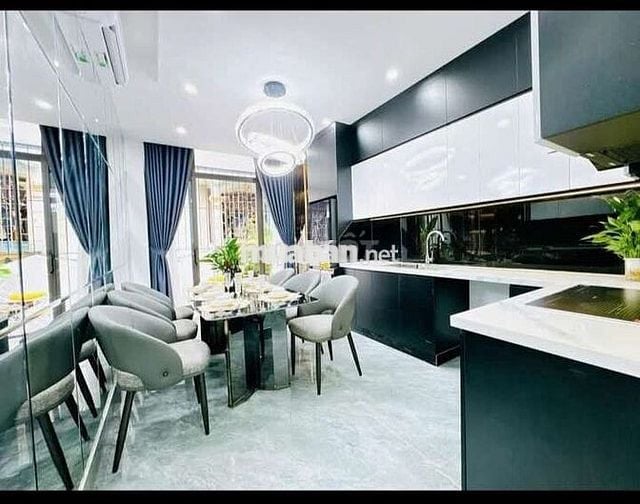 Tôi cần bán nhà mặt ngõ Trần Duy Hưng, 6tầng thang máy full nội thất