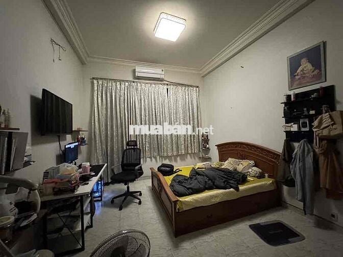 VỊ TRÍ ĐẸP, MT ĐƯỜNG BÙI VĂN BA VÀ PHÍA SAU NHÀ LÀ HXH TRÁNH. Ở VÀ KIN