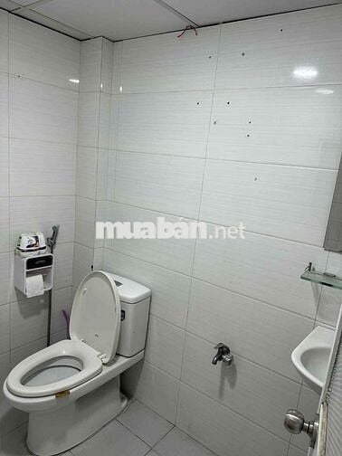 CHO THUÊ NHÀ HẺM 3 GÁC, 2 XET, NI SU HUYNH LIÊN Q.TÂN BINH