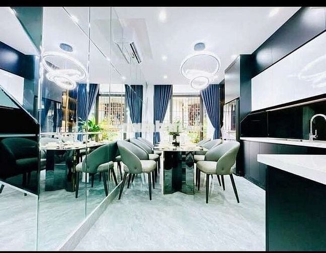 Tôi cần bán nhà mặt ngõ Trần Duy Hưng, 6tầng thang máy full nội thất