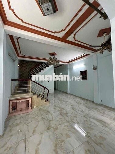 cho thuê nhà hxh ba vân p14 tân bình. DT: 5m x 20m 1 lầu. 3p giá 17tr