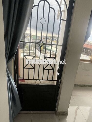 Phòng 22m2. Ban Công. Máy lạnh. Ngay Ngã 4 Phan Văn Trị - P7 Gò Vấp