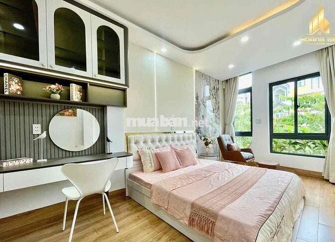 Nhà Đẹp Full Nội Thất Cao Cấp P14: lửng 3 lầu, hẻm xe tải