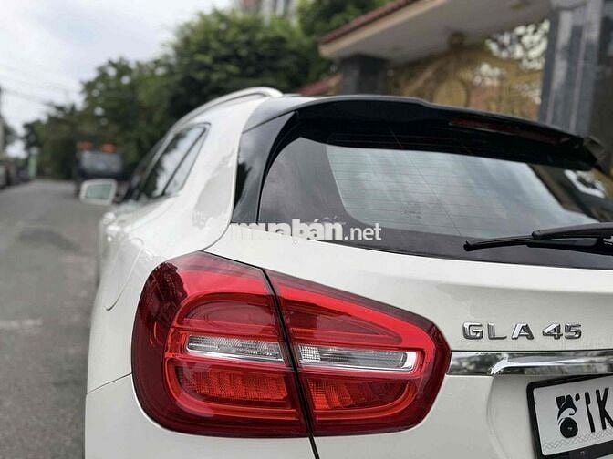 Cần bán gấp Mercedes benz GLA  45 AMG 4MATIC