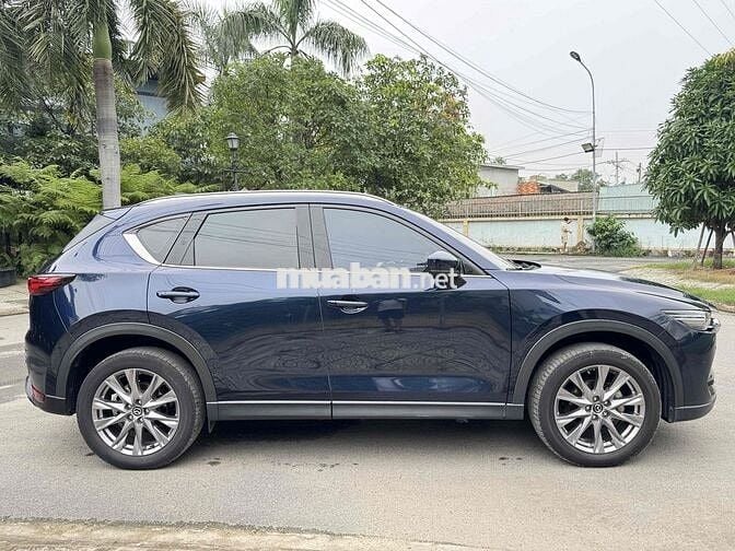 Bán Xe Mazda CX5 2019 Luxury model 2020