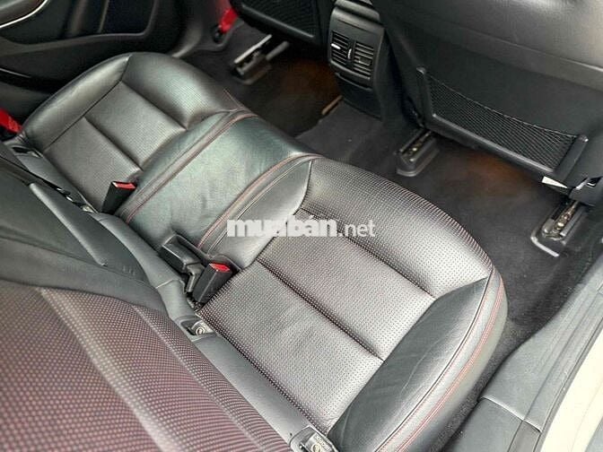 Cần bán gấp Mercedes benz GLA  45 AMG 4MATIC