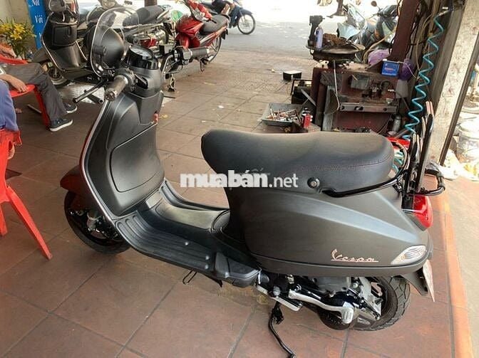 VESPA LX125 MÀU ĐEN NHÁM CŨ ĐỜI 2007