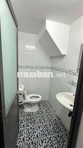 Cho Thuê Mặt Bằng Mặt Tiền Cao Thắng Q10