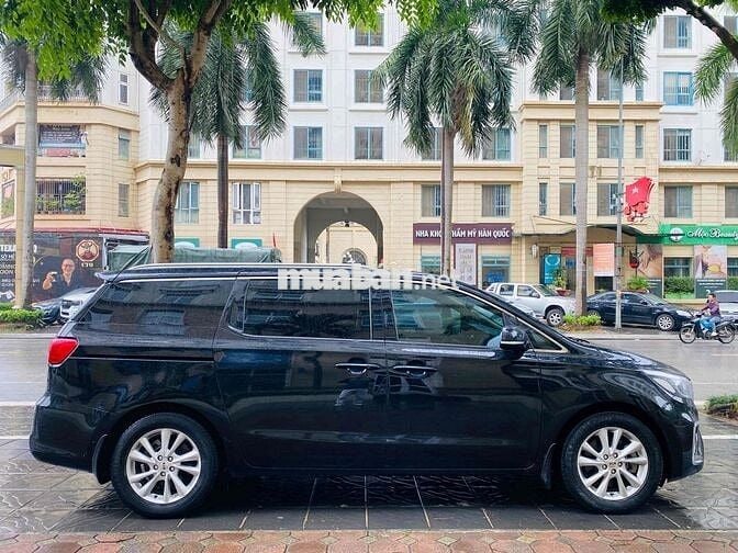 Kia Sedona số tự động máy dầu