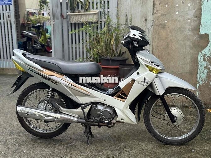 Future 125 X 2010 xăng cơ 9 chủ