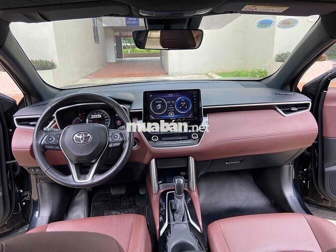BÁN XE TOYOTA CROSS 2022 bản 1.8 V