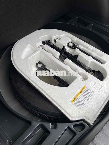 BÁN XE TOYOTA CROSS 2022 bản 1.8 V