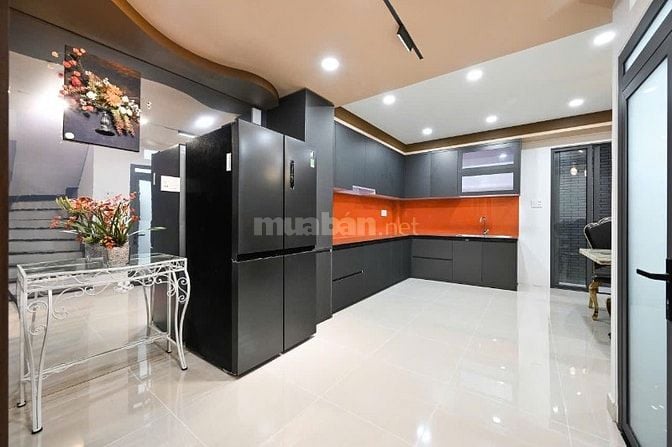 BÁN NHÀ ĐẸP PHỐ THỜI TRANG LÊ VĂN SỸ 