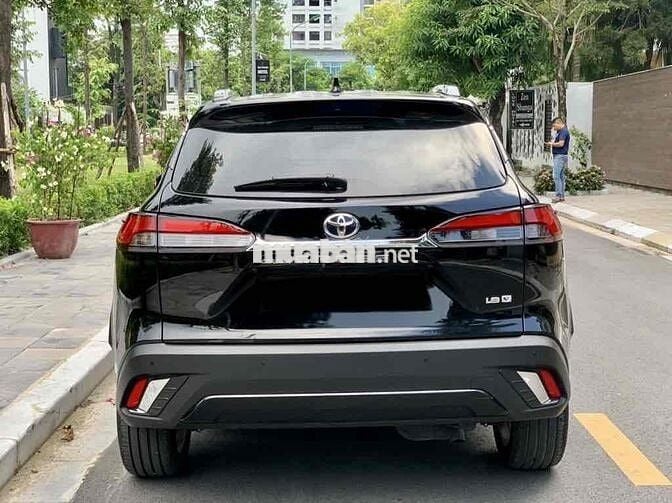 BÁN XE TOYOTA CROSS 2022 bản 1.8 V