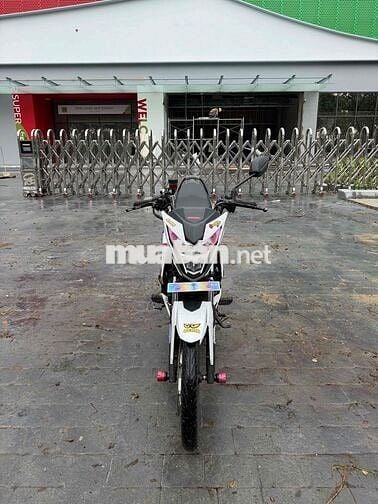 Chính chủ cần bán xe sonic máy rin êm chạy bốc