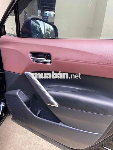 BÁN XE TOYOTA CROSS 2022 bản 1.8 V