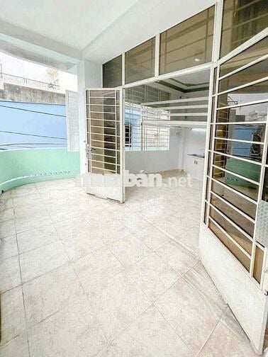 phòng có gác, BC, toilet rieng, Nguyễn Văn Công GV 2,8 Tr