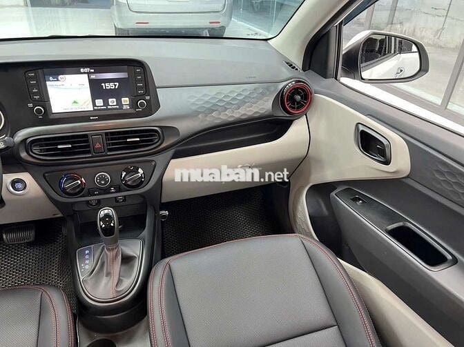 HYUNDAI i10 2021 Sedan 1.2 AT - 42379 km