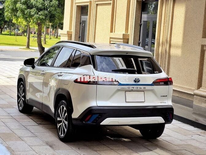 Toyota Corolla Cross 1.8HV 2020, tiết kiệm với HV