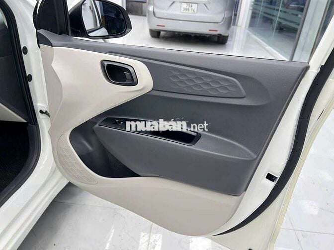 HYUNDAI i10 2021 Sedan 1.2 AT - 42379 km