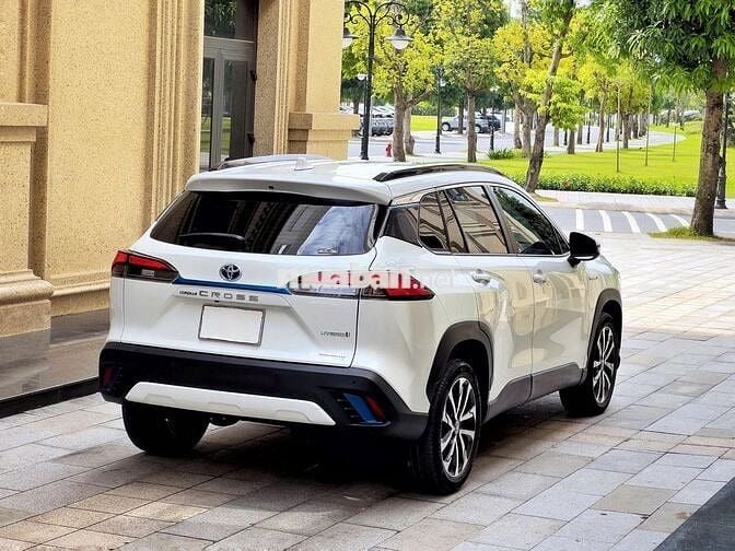 Toyota Corolla Cross 1.8HV 2020, tiết kiệm với HV