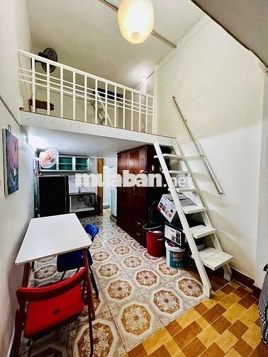 Cho thuê nhà nguyên căn.Đường Nguyễn Trãi.Quận 1.