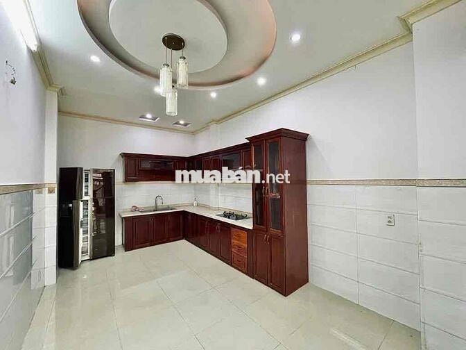 NGÃ 4 BẢY HIỀN 165,9M2 - CÁCH MẶT TIỀN 30M - KẾT NỐI QUẬN TRUNG TÂM .