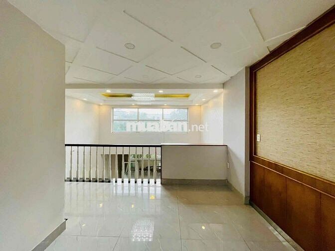 Nhà Phố HXH 1/ Phạm Văn Chiêu 4PN Xe Hơi Vô Nhà, Sẵn 4 máy lạnh 20tr