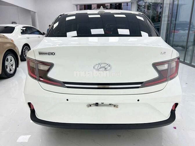 HYUNDAI i10 2021 Sedan 1.2 AT - 42379 km