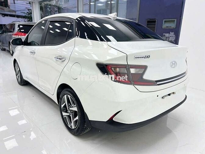 HYUNDAI i10 2021 Sedan 1.2 AT - 42379 km