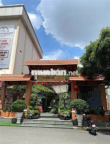 KHU VIP ĐỆ NHẤT KHÁCH SẠN-TÂN BÌNH-67M2-4TẦNG-XE HƠI ĐỖ CỔNG NGÀY ĐÊM