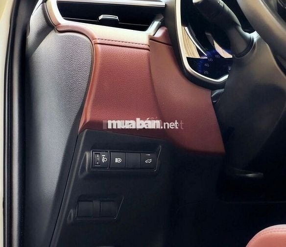 Toyota Corolla Cross 1.8HV 2020, tiết kiệm với HV