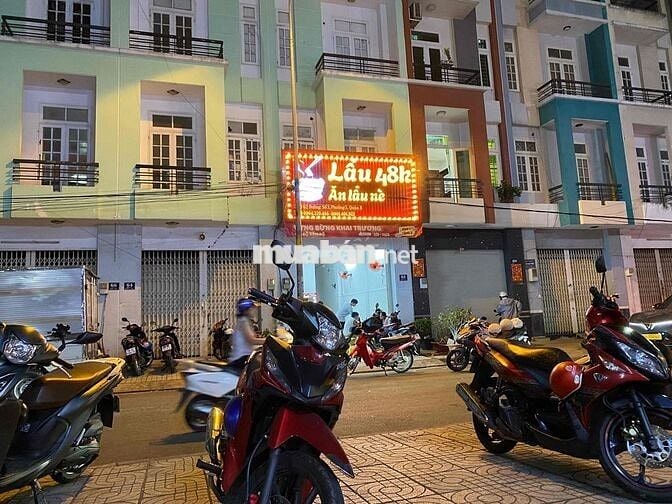 Mặt Bằng 64m2, có phòng ở lại. đường 3 ( đối diện cc bông sao), phường