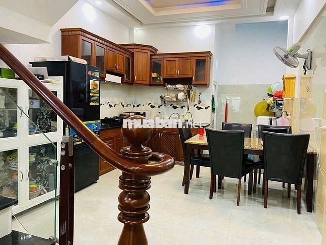 Nhà HXT TL47, Thạnh Lộc, Q12. 4x17m trệt, 2 lầu, tặng nội thất