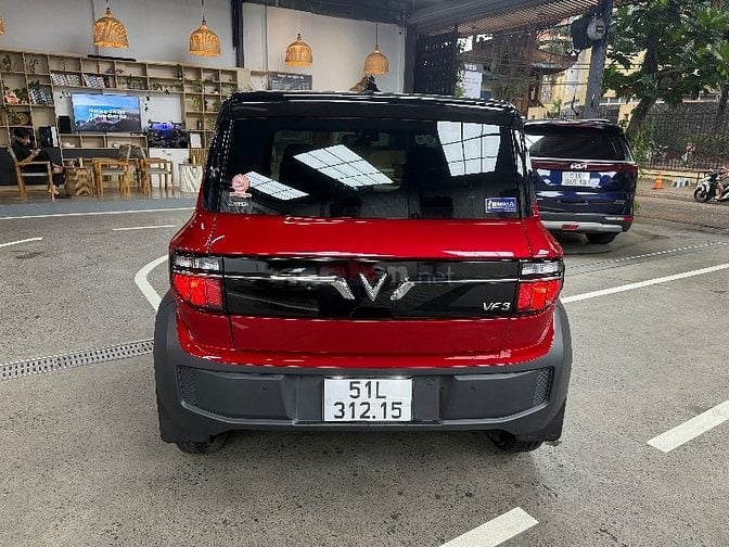 VinFast VF3 T12/2024 Màu Đỏ Pin Thuê xe lên full đồ 