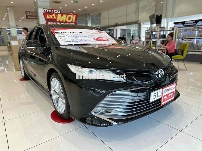 Toyota Camry 2.5 Q ĐEN 2021 xe HÃNG BAO GIÁ TỐT