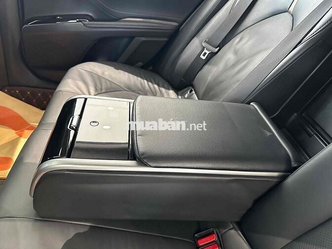 Toyota Camry 2.5 Q ĐEN 2021 xe HÃNG BAO GIÁ TỐT