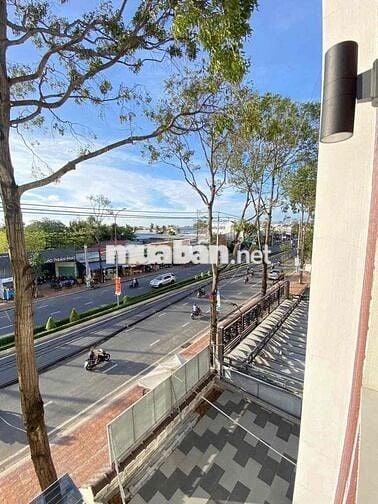 CHO THUÊ NHÀ MẶT TIỀN NGUYỄN VĂN CỪ